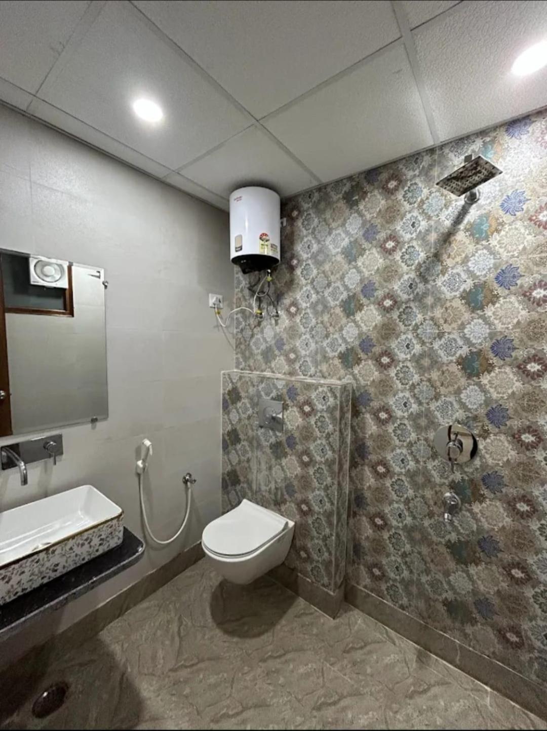 Hotel The Anvi Residency Sector 122 노이다 외부 사진